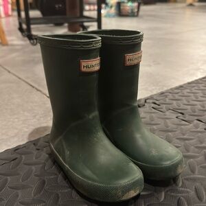 Toddler size 9 Hunter boots